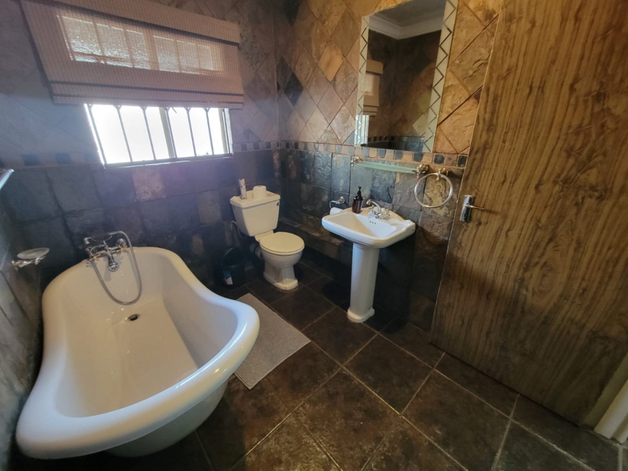 4 Bedroom Property for Sale in Panorama Free State